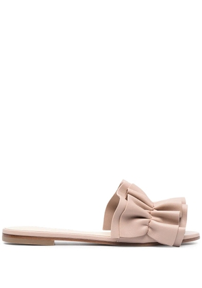Fabiana Filippi ruffle leather mule sandals - Neutrals