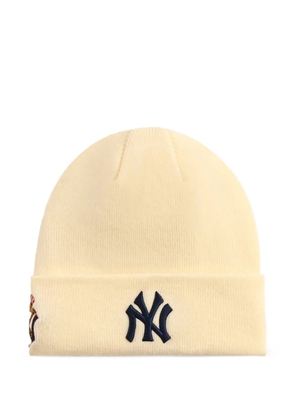 KITH x New Era New York Yankees embroidered beanie - Neutrals