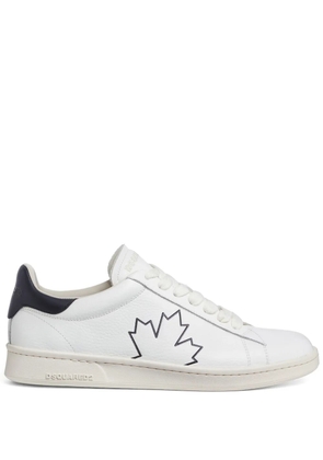 DSQUARED2 maple leaf-detail sneakers - White