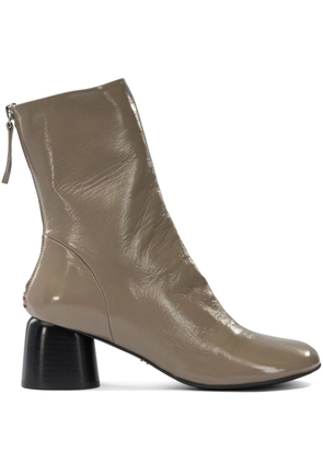 Halmanera 55mm Anna patent-leather boots - Neutrals