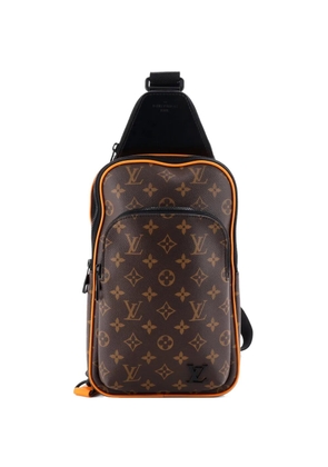 Louis Vuitton Pre-Owned Avenue Sling Bag NM Macassar Monogram Canvas crossbody bag - Orange