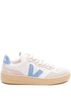 VEJA V-90 sneakers - White