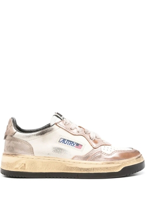 Autry Medalist Super Vintage distressed sneakers - White