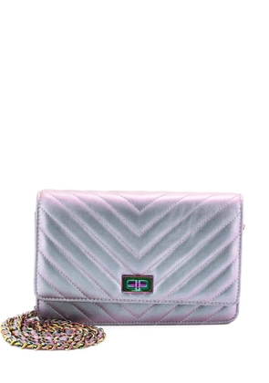 CHANEL Pre-Owned Reissue 2.55 Wallet on Chain Chevron Lambskin crossbody bag - Metallic