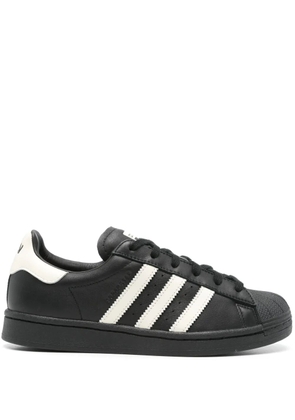 adidas x Avavav Superfinger Superstar trainers - Black