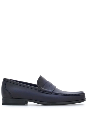 Ferragamo logo-debossed leather loafers - Blue