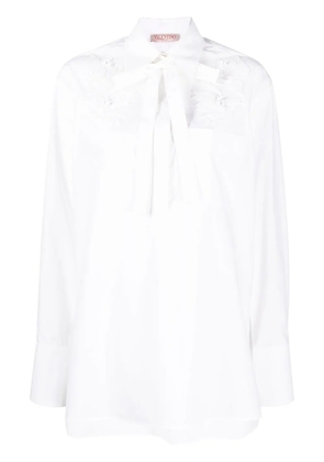 Valentino Garavani flower embroidered shirt - White