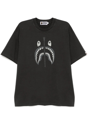 A BATHING APE® logo-print T-shirt - Black