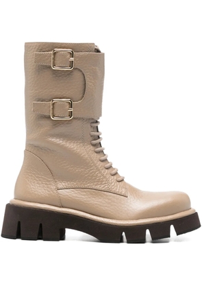Paloma Barceló buckle-detail boots - Neutrals