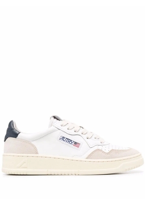 Autry logo-patch lace-up sneakers - White