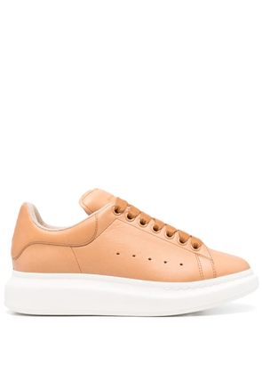Alexander McQueen Oversized sneakers - Neutrals
