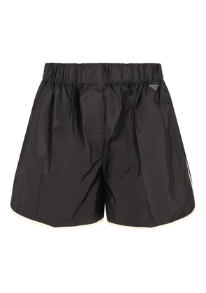 Prada triangle-logo shorts - Black