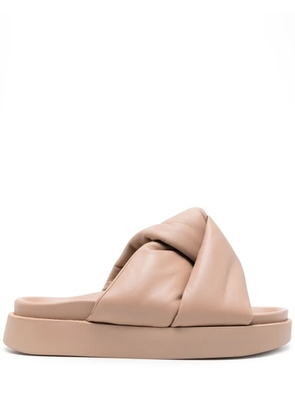 Inuikii Soft Crossed leather slides - Neutrals