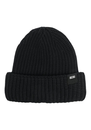 GCDS Giuly logo-patch beanie - Black