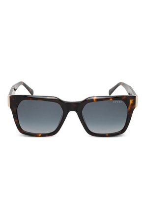GUESS EYEWEAR tortoiseshell square sunglasses - Brown