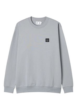 izzue logo-patch crew-neck sweatshirt - Grey