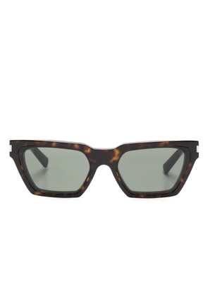 Saint Laurent Eyewear logo-engraved cat-eye sunglasses - Brown