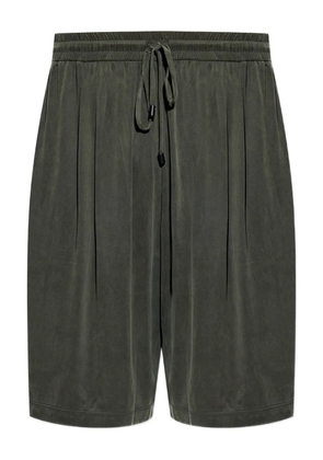 Giorgio Armani pleated bermuda shorts - Green