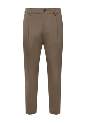 BE ABLE pleats-design trousers - Brown