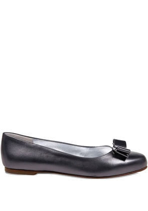 Ferragamo bow-detail ballerina shoes - Grey