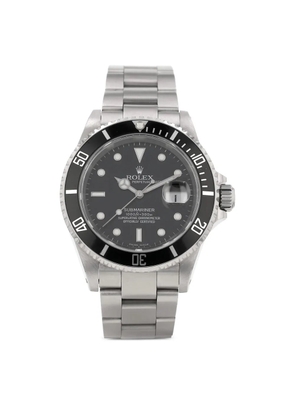 Rolex 2000s 40mm Submariner Date screw-down crown watch - Silver