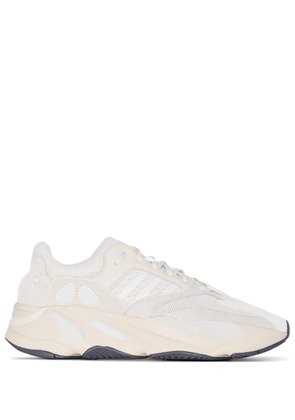 adidas Yeezy YEEZY Boost 700 'Analog' sneakers - White
