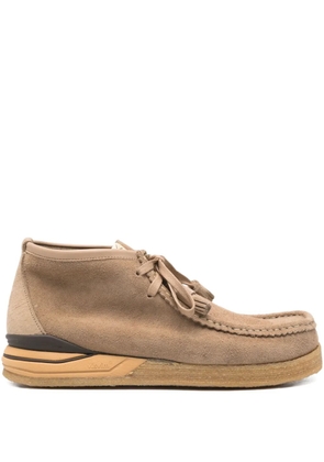 visvim Beuys Trekker Folk desert boots - Brown