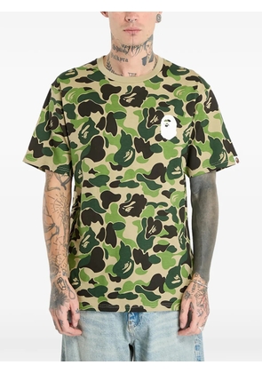 A BATHING APE® camouflage logo T-shirt - Green