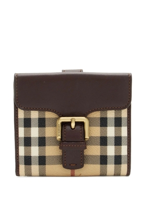 Burberry Pre-Owned Haymarket check buckle wallet - Neutrals