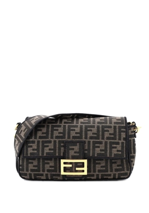 Fendi Pre-Owned Baguette NM Bag Zucca Canvas Medium shoulder bag - Brown