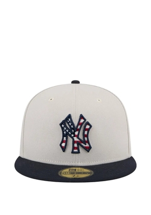 NEW ERA CAP New York Yankees Independence Day 2024 embroidered baseball cap - Neutrals