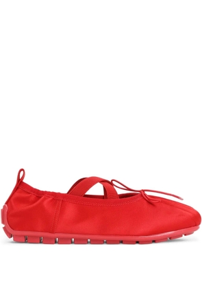 Simone Rocha Grip cross-strap pleated ballet flats - Red