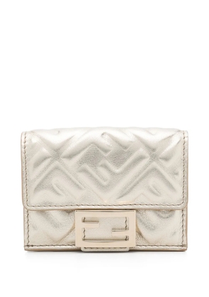 FENDI micro Baguette wallet - Gold