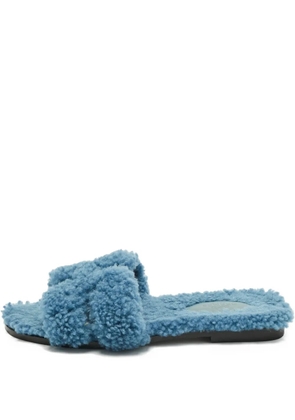Hermès Pre-Owned shearling slides - Blue