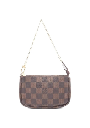 Louis Vuitton Pre-Owned 2010 mini Pochette Accessoires Damier chain mini bag - Brown