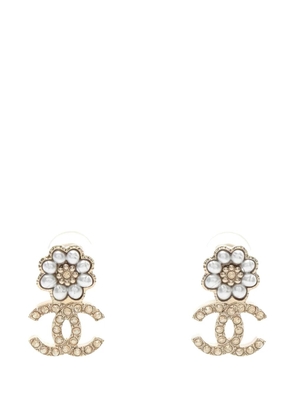 CHANEL Pre-Owned 1986-1988 CC-detail flower earrings - Gold