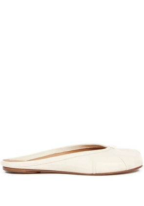 Maison Margiela Tabi leather mules - White