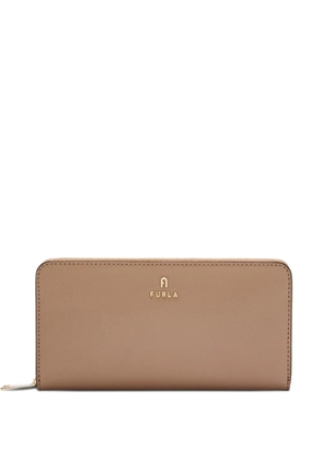 Furla Camelia zipped wallet - Neutrals