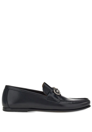 Ferragamo Gancini-buckle loafers - Black