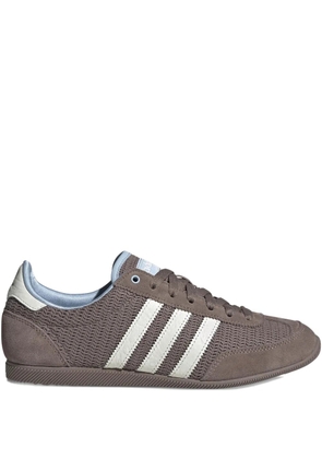 adidas mesh-panel low-top sneakers - Brown
