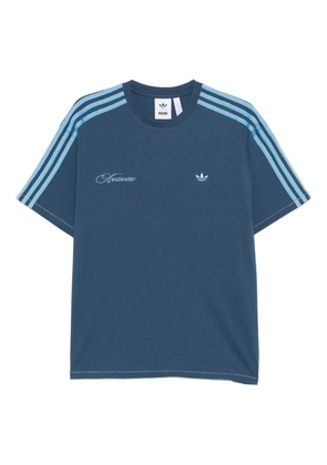 adidas x AVAVAV logo-embroidered T-shirt - Blue
