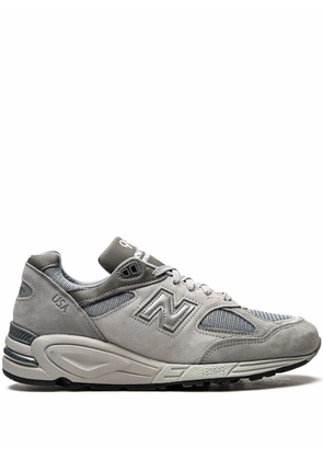 New Balance x WTAPS 990 V2 'Grey' sneakers