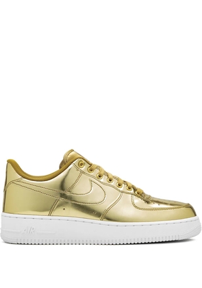 Nike Air Force 1 SP 'Metallic Gold' sneakers