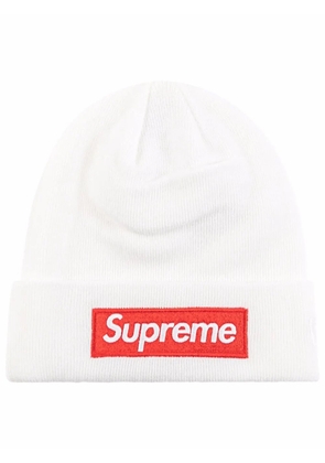 Supreme x New Era Box Logo beanie - White