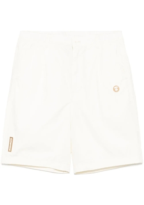 AAPE BY *A BATHING APE® logo-patch shorts - Neutrals