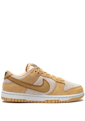 Nike Dunk Low 'Celestial Gold Suede' sneakers - Yellow