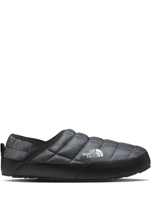 The North Face logo-print mules - Grey