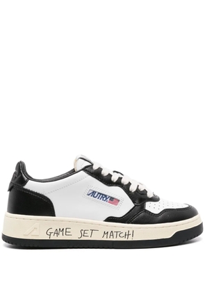 Autry Medalist leather sneakers - White