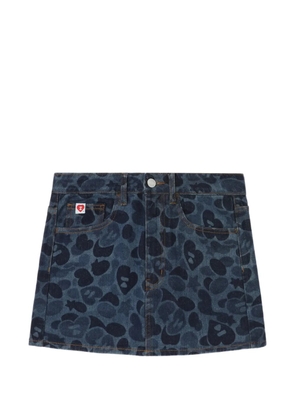 APEE™ by *A BATHING APE® heart-print denim skirt - Blue