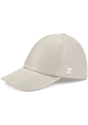 Courrèges logo-embroidered patent cap - Grey